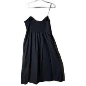 Levi’s black peephole smocked pocket midi dress with flowy fit size XL